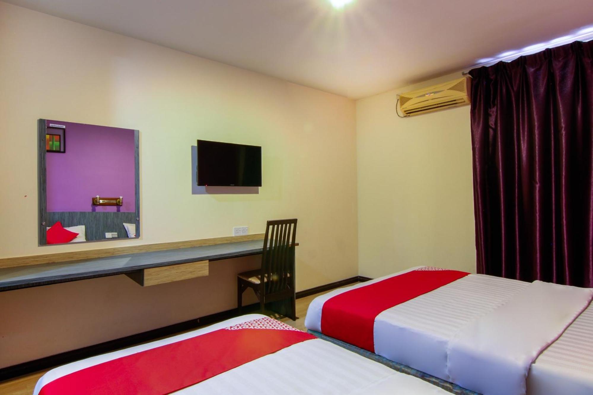 Super Oyo 43930 Hotel Esplanade SDK Extérieur photo